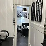Wave Apartments- Kolobrzeska דירה