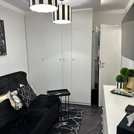 Wave Apartments- Kolobrzeska Apartment Danzig