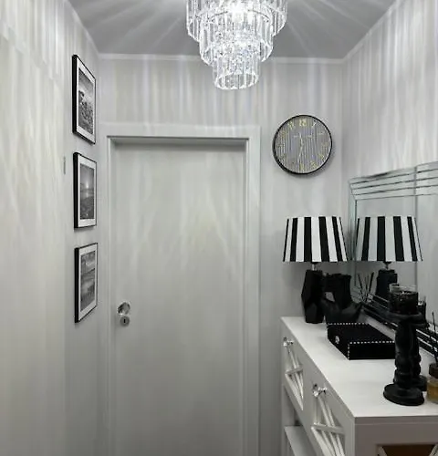 Wave Apartments- Kolobrzeska Apartment